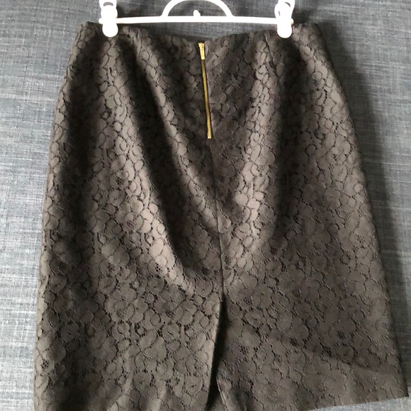 The Limited lace pencil skirt - Picture 3 of 4
